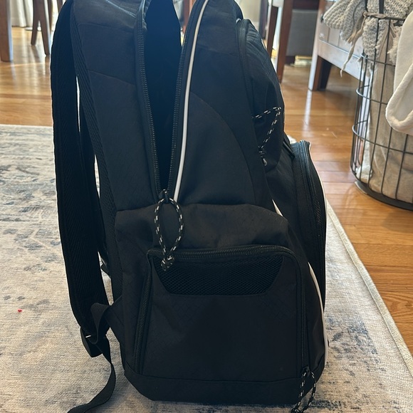 Soccer/ athletic backpack - Picture 8 of 8